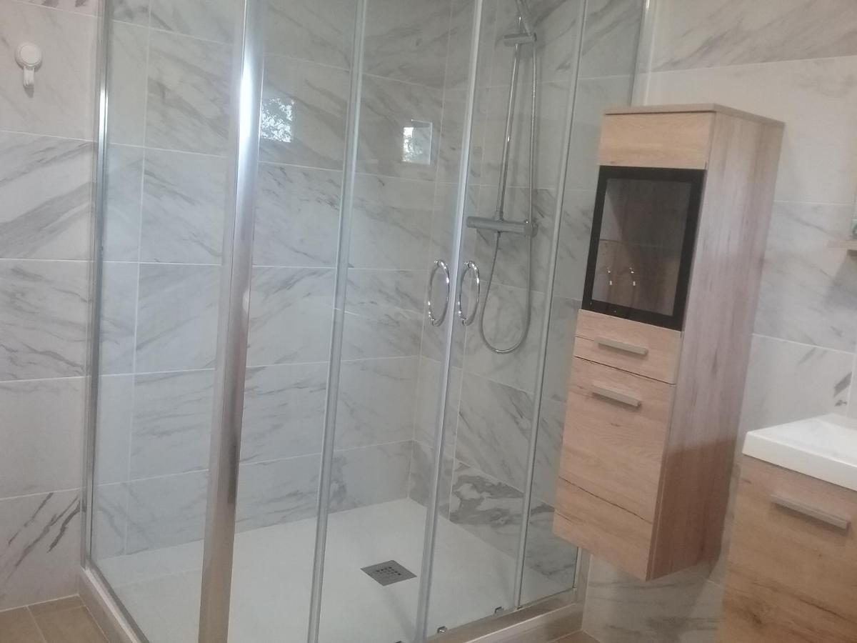 Appartement Chez claudine à Favières Extérieur photo